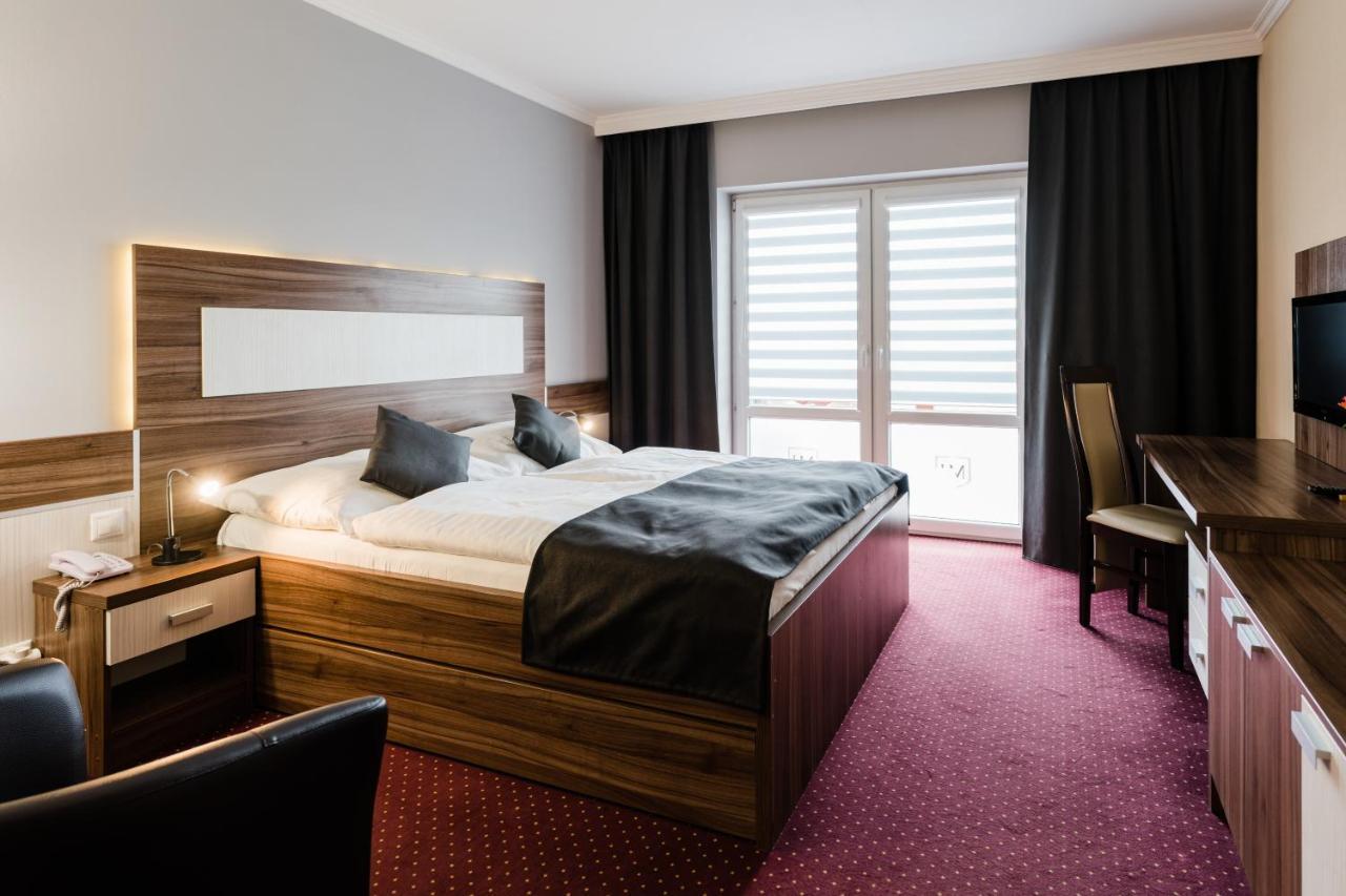 Hotel Menhard 외부 사진