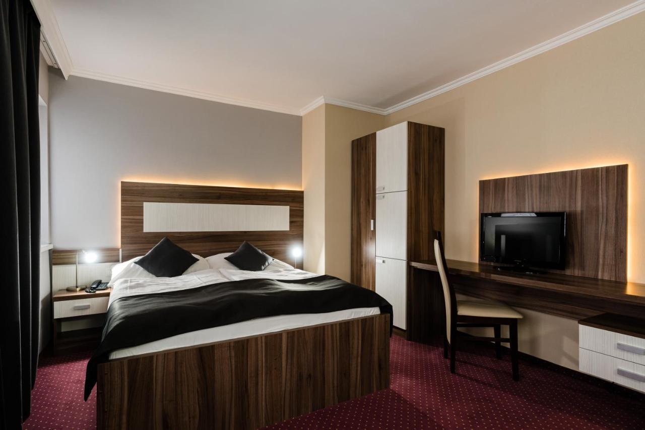 Hotel Menhard 외부 사진