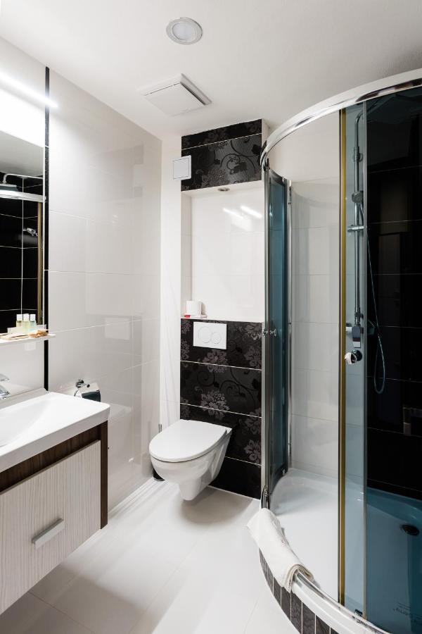 Hotel Menhard 외부 사진